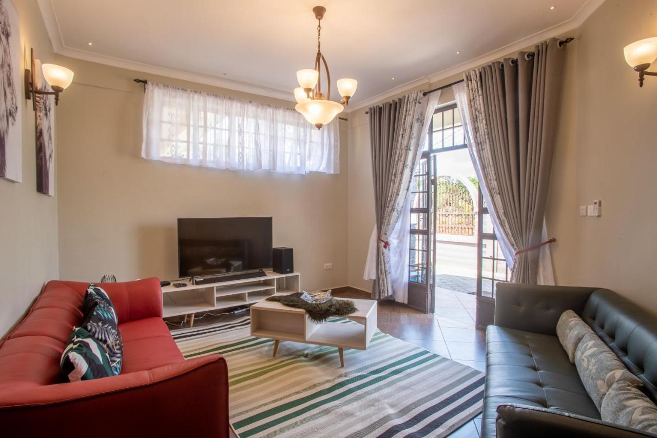 Kinga Homes Boutique Hotel Moshi Extérieur photo